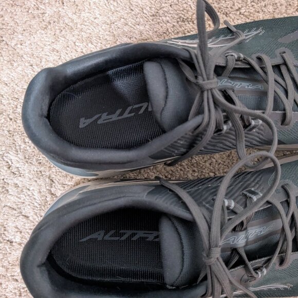 Altra Paradigm 7 Men 12.5 US Foot Shape Running Shoes Gray Athletic Outdoor Hike - Picture 10 of 13